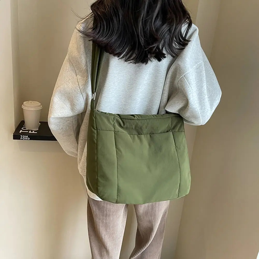 Quilted Padded Bag Large Capacity Down Fabric Messenger Shoulder Bag Space Cotton Adjustable Length Crossbody Bags 241227