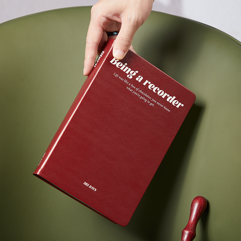 Elegant A5 Weekly Agenda Planner in Soft Faux Leather Includes Full-Year Daily Schedule + Weekly Scheduling Pages