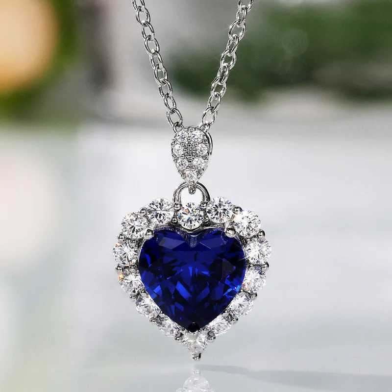 925 sterling silver blue CZ womens heart-shaped pendant necklace elegant party jewelry bride engagement wedding decoration W241230