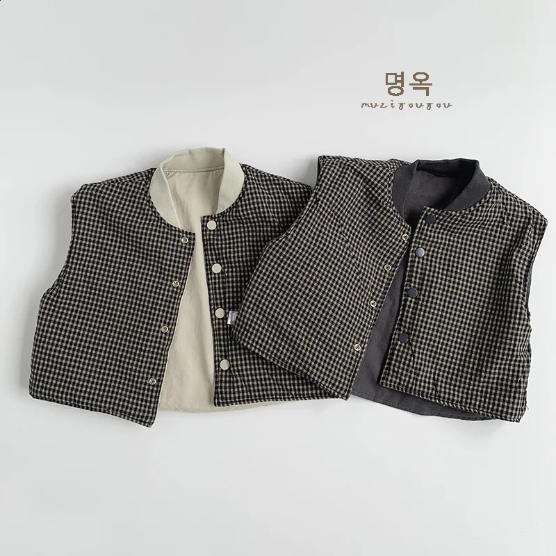 Winter Children Reversible Vest For Boys Cotton Padded Plaid Sleeveless Baby Boy Jacket V-collar Thicken Warm Kid Boys Waistcoat 241230
