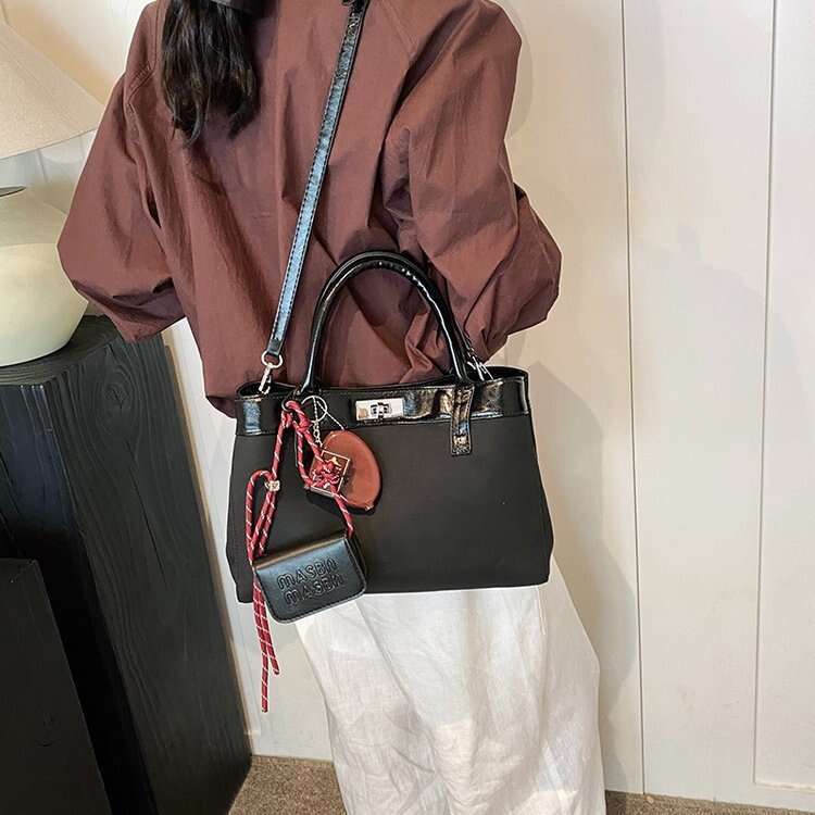 Women's Bags Handbag New Retro Patterned Contrasting High-Quality, And High Sensitivity, One Shoulder Crossbody Women's Designer Bag