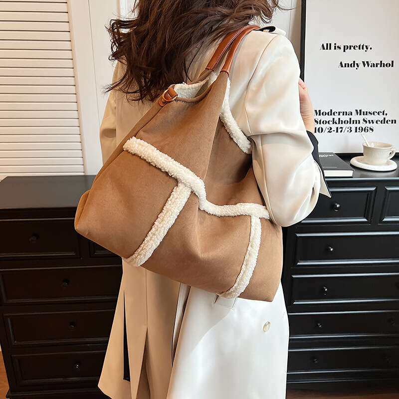 Popular Bag Women's Autumn/Winter New Deer Skin Velvet Large Capacity Fashion One Shoulder Underarm Handbag