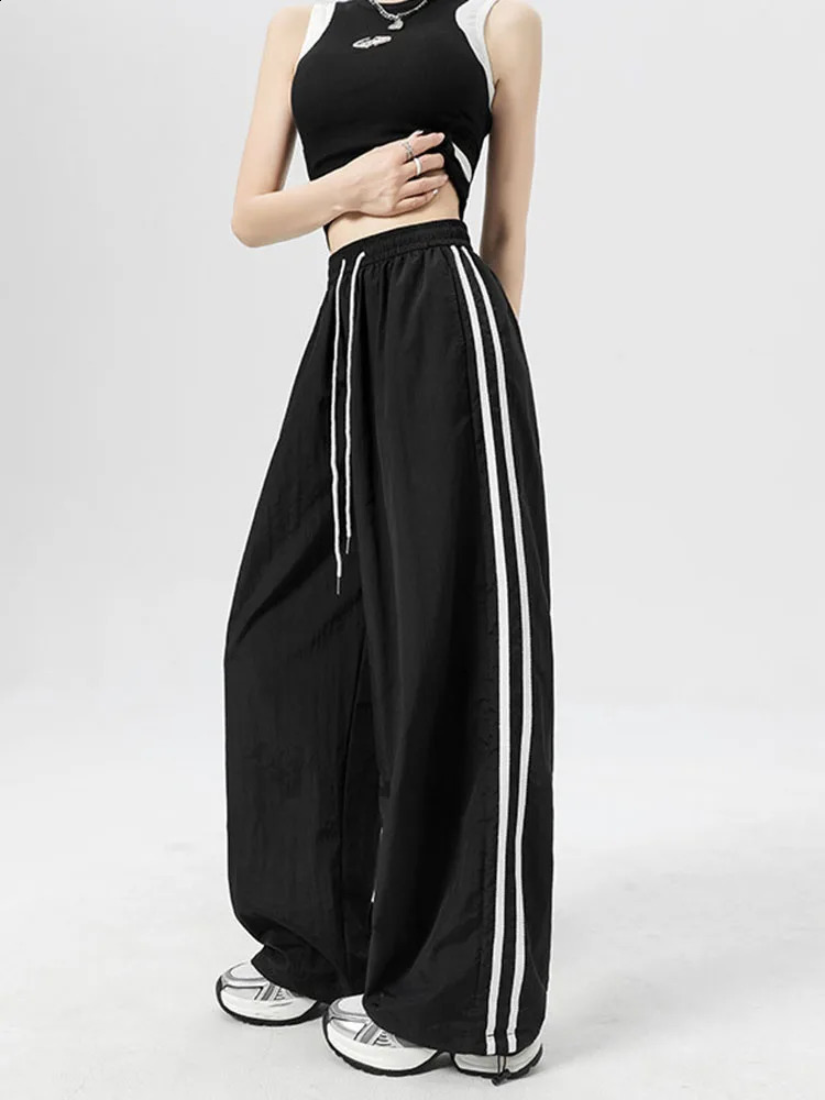 Women Spring Summer Loose Cargo Trousers Casual Wide Leg Sweatpant Street Hip Hop Sport Y2k Female Pants Z260314
