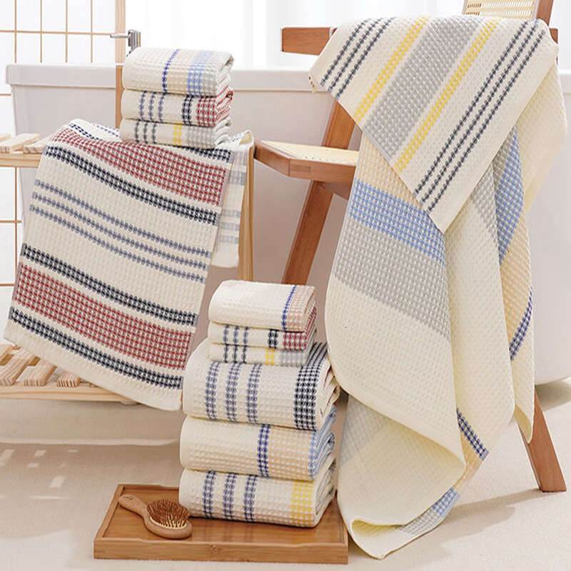 Pure cotton bath towel, supermarket home beach towel, soft and absorbent color stripe, honeycomb shaped large bath towel, 70x140cm