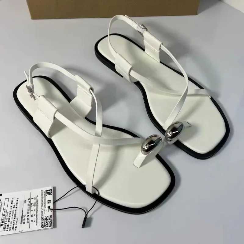 Brand design Warm flat sandals clip toe casual outdoor beach womens Fi metal decoration 2025 summer shoes Y241225