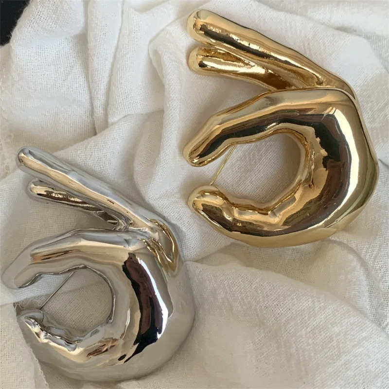 Vintage Smooth Metal OK Gesture Hand-shaped Brooches For Women Men Creative Unique Suit Dress Pins Office Party Jewelry Gifts 241230
