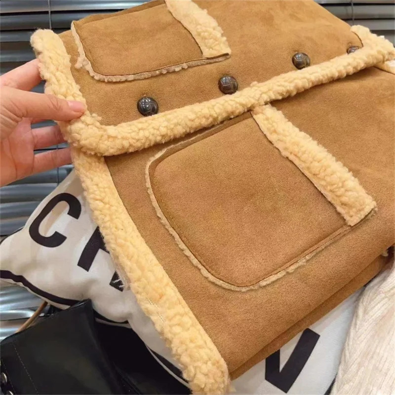 Kids Winter Clothes Baby Boys Lamb Wool Thickened Waistcoat Warm Coat Toddler Girl Vest Sleeveless Jacket Fur Vest 241230