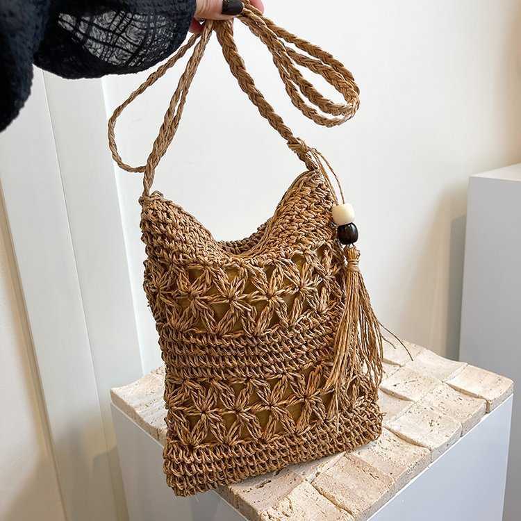 Women's Woven Small Bag, New Versatile Single Shoulder Crossbody Bag, Seaside Woven Bag, Hollowed Out Bag, Beach Bag, Mobile Phone Bag