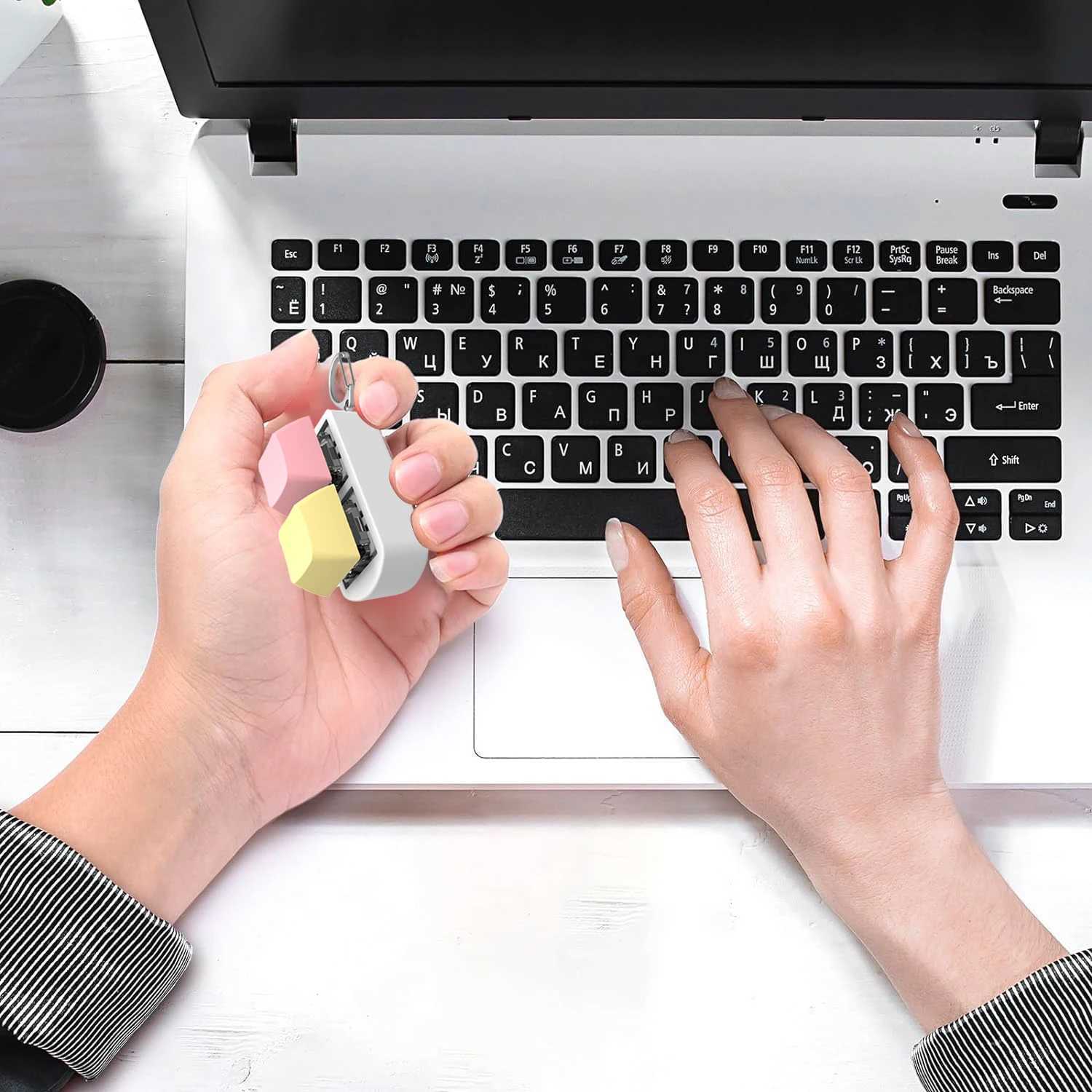 Mini 2-key keyboard cover toy stress relieving Fidget key cover Fidget keychain keyboard keychain toy finger keyboard key toy W241230