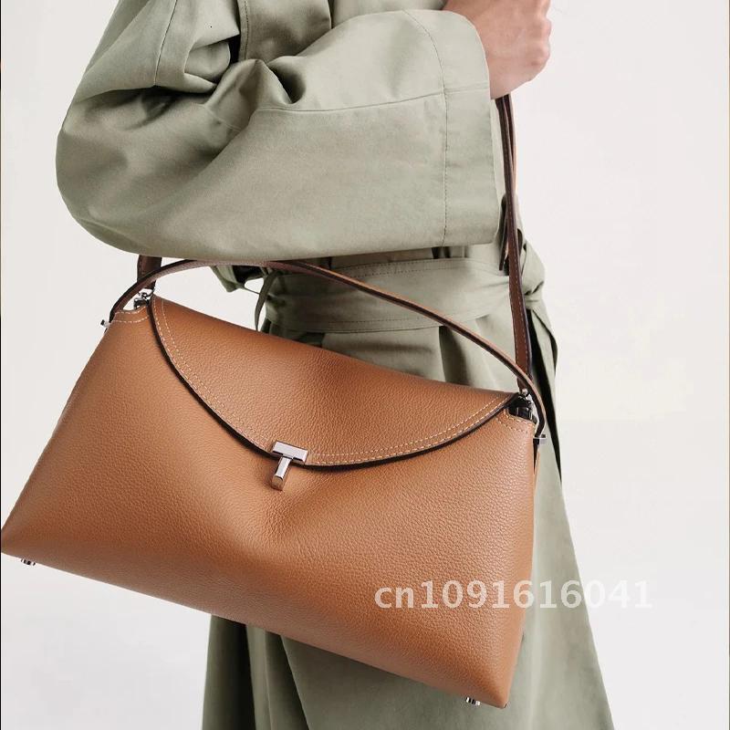 Women's Bags Design New High-End Texture Niche Fashion Trend Versatile One-Shoulder Portable Flip Commuter Bag