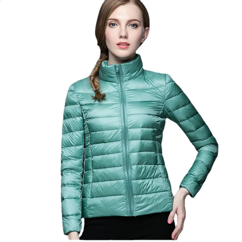 90% White Duck Down Jacket Women Autumn Winter Coat Thin Ultra Light Slim Warm Jacket Windproof Down Coat 241228