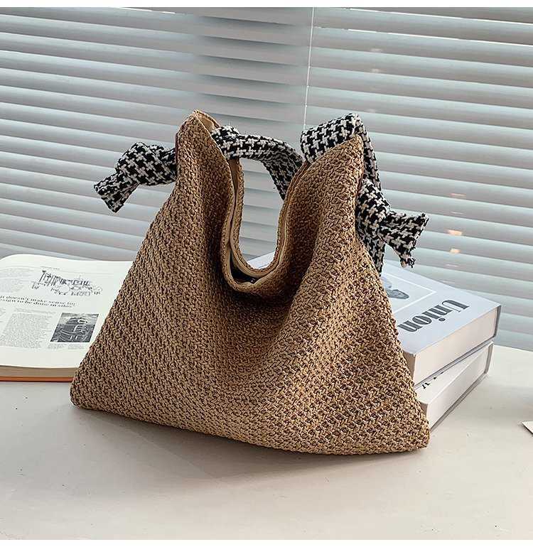 Insen Series Big Bag Fairy 2023 New Large Capacity Holiday Handbag Artistic Grass Weaving Beach Bag Factory