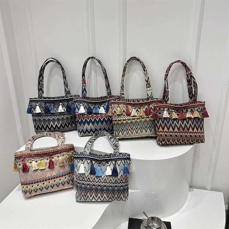 2024 New Fashion Women's Bag Ethnic Style Canvas Shoulder Bag Women's Large Capacity Tassel Striped Versatile Handbag