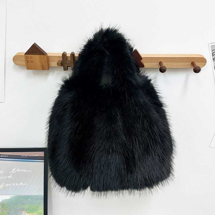 New Autumn and Winter Furry Bag for Women with High-end Feel, Hand-held Bill of Lading Shoulder Bag, Large Capacity Crossbody Bag, Tote Plush Bag