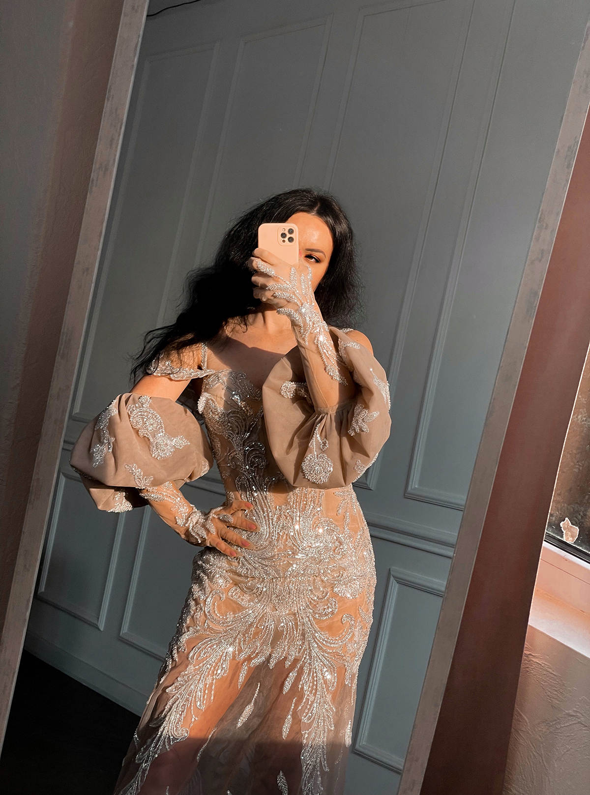 2025 New Fashion Sexy Mermaid Wedding Dresses Off Shoulder Lace Net Appliques Sequins Cathedral Bridal Gowns Arabian Dubai Custom Made Vestidos De Nov