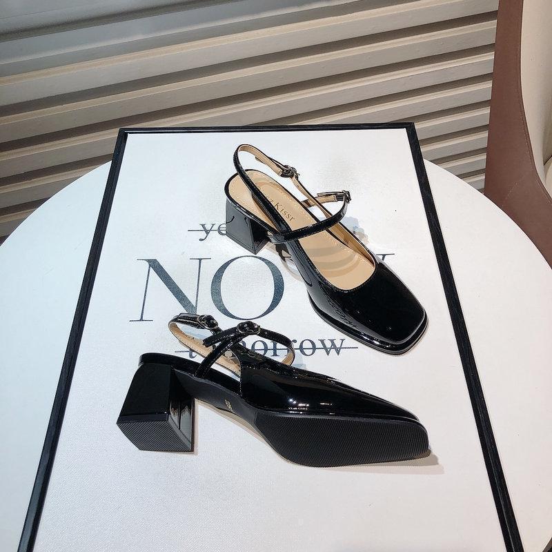 New Ddmywed Spring Mary Jane Shoes With Square Head One Line Buckle Lacquer Leather Coarse Custom Middle Heel Back Empty Sandals Chinese Brand F Ddmys