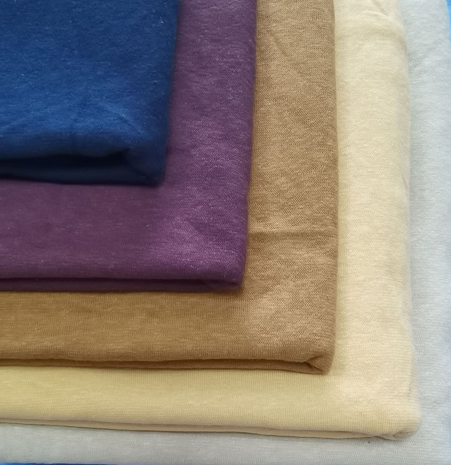 Lightweight natural sweat resistant 21s cotton and en frame plain color single-sided knitted T-shirt cardigan fashion fabric L366D-165