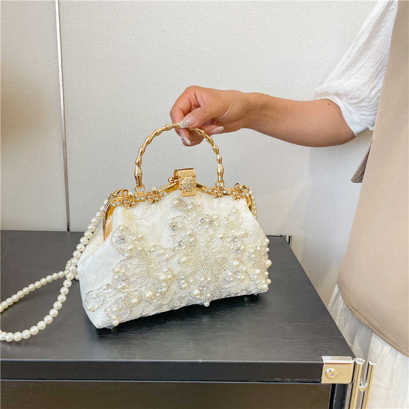Pearl Embroidered Fashion Handbag Qipao Banquet Handheld Bag Chain Bar Bag Embroidered Pearl Bag Single Shoulder Bag Pearl Chain Bag