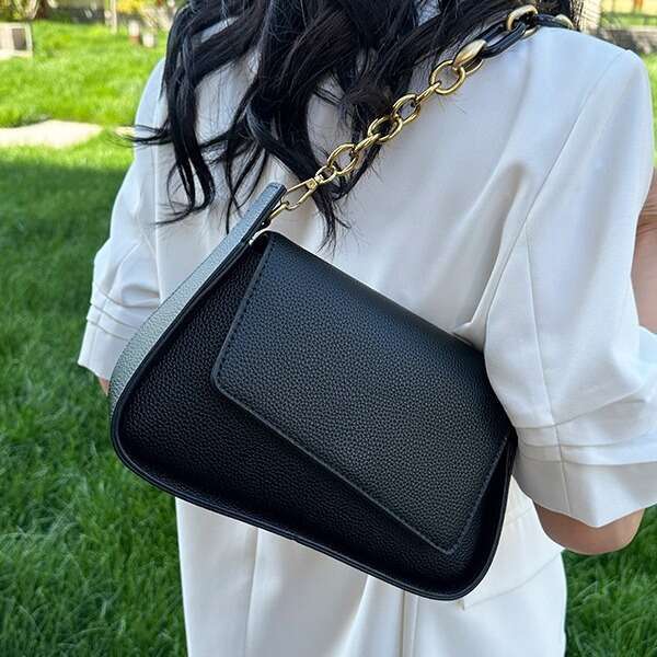 Advanced Texture Armpit Women's New Niche Design, Crossbody Fashionable Small Square Bag, Versatile Casual Shoulder Bags