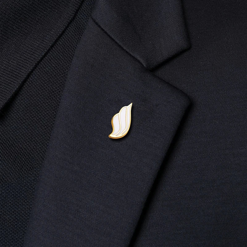 KFLK Fashion Little Wing Brooch Pins Exquisite Brooches for Woman Lady Mens Costumes Badge Brooch Man Arrive 241230