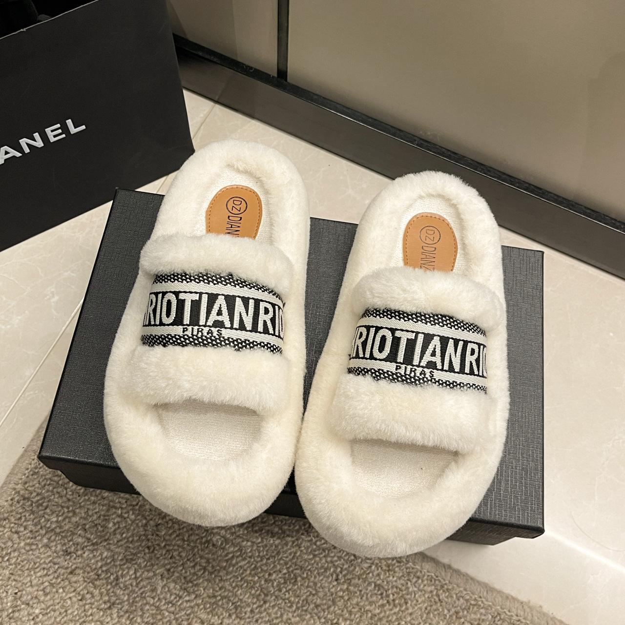 free shipping slides designer women shoes thick soled cotton slippers slipper flat bottom slippers women slipper sandals sliders women 35-40 For ladie