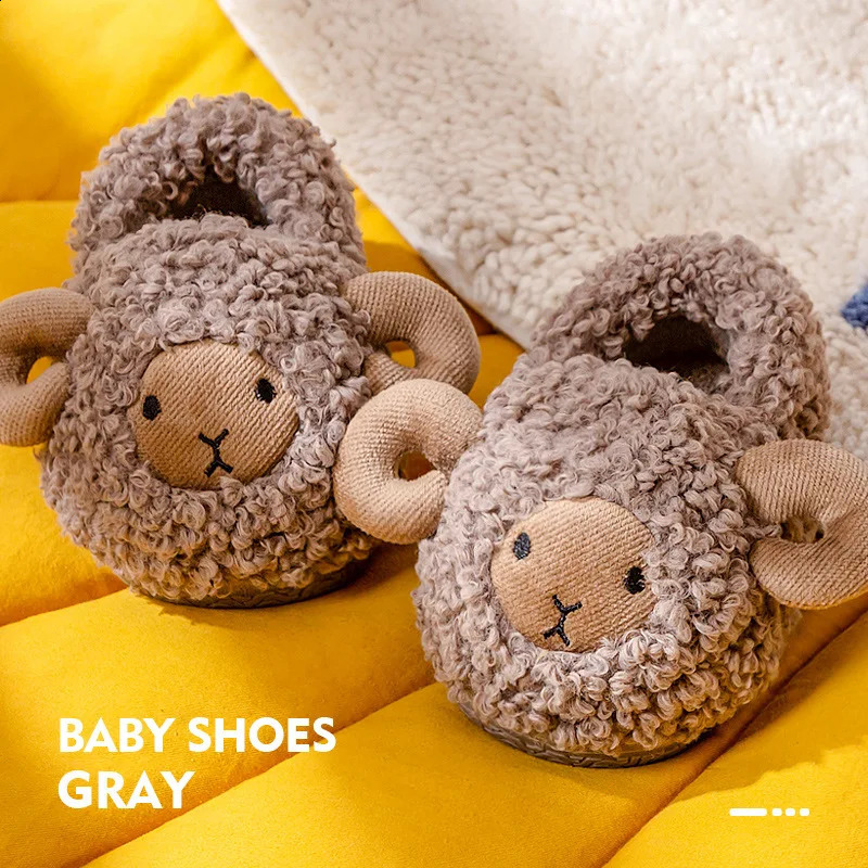 Childrens Cotton Shoes Boys Girls Cartoon Sheep Fur Shoes Baby Indoor Winter Kids Fashion Flat Plush Warm Non-slip Slippers 241230bj