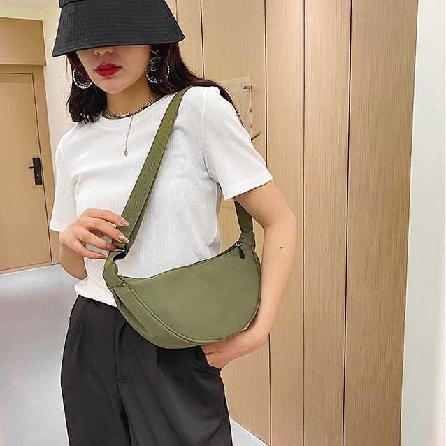 Nylon Crossbody Bag for Women 2024 New Trendy Dumpling Bag, Lightweight Small Shoulder Bag, Armpit Bag, Simple Single Shoulder Canvas Bag