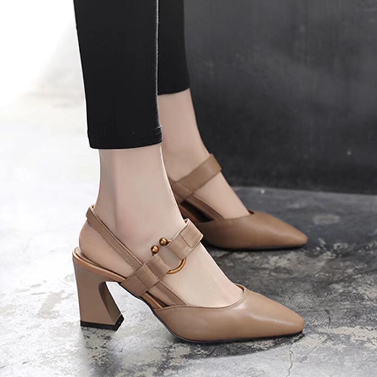 Ddmywed Summer New Back Air Sandals Square Headed Horseshoe Thick High Heels Fashion Casual Leather Women's Shoes Chinese Brand Shoes F1231-25 dd
