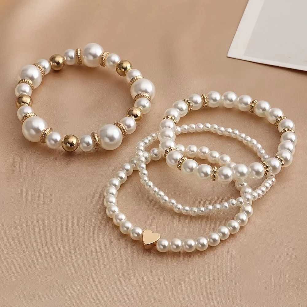4-piece unisex fashionable and simple pearl bracelet set with artificial pearls W241231