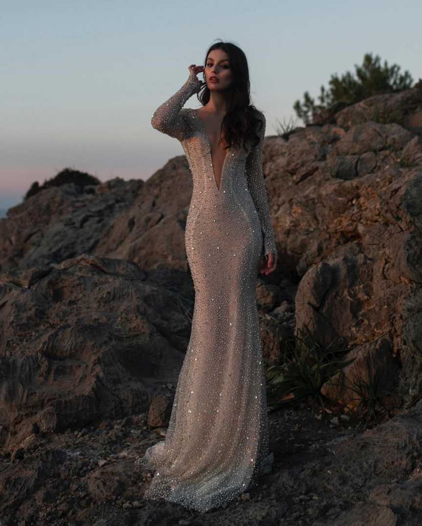 Sexy Mermaid Evening Dress Beaded Crystal Deep V Neck Prom Gowns Lace Long Sleeve Sweep Train Formal Dresses Customized