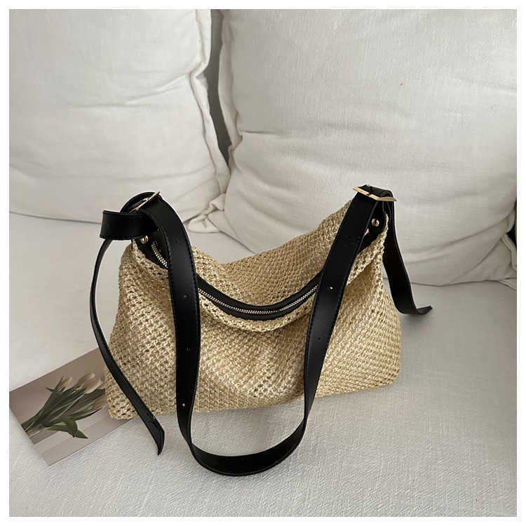 Hand woven personalized 2024 new trendy grass woven western-style large capacity single shoulder tote bag for women