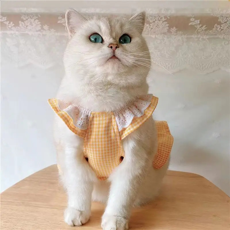 Spring Summer Little Flying Sleeves Cat Dress Checkered Pet Vest Skirt Dog Clothes Girl Heart Cat Clothes 241231