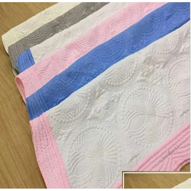 Wholesale Baby Heirloom Blan Blankets Quilts Cotton Infant Quilted Navy White Ruffle Minky Toddle Babys Gift Born 0413 Kets S Kets S