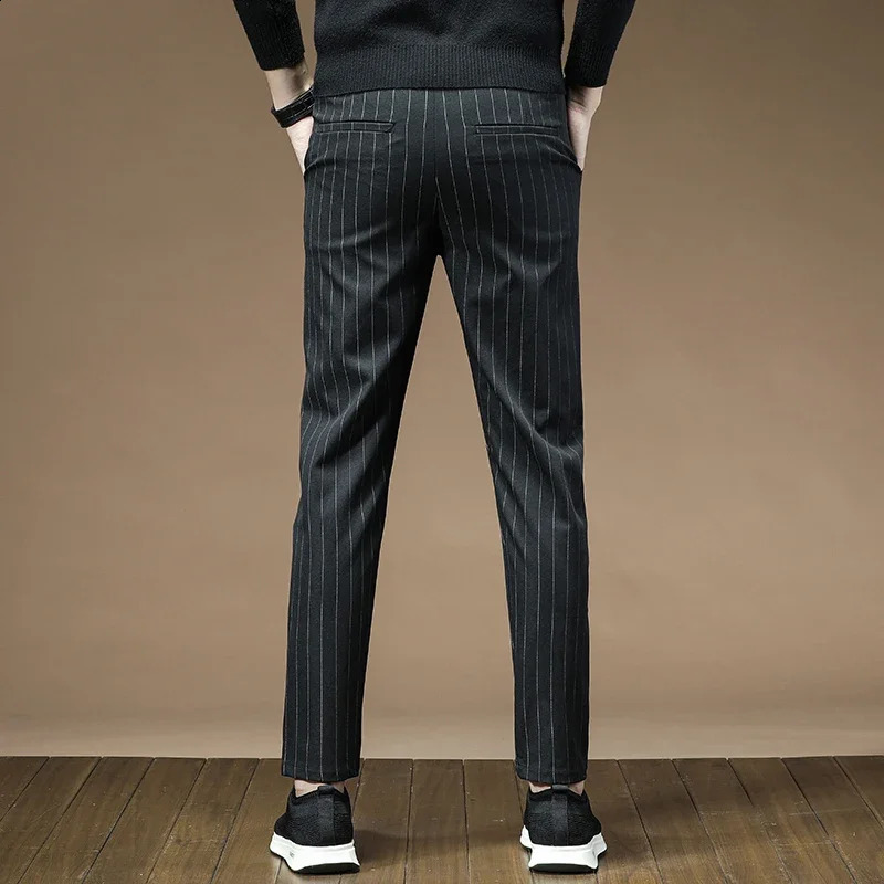 Male Business AnkleLength Straight Pencil Slacks N Leg Cropped Trouser Men Black Gray Striped Slim Fit Cool Pants 241230