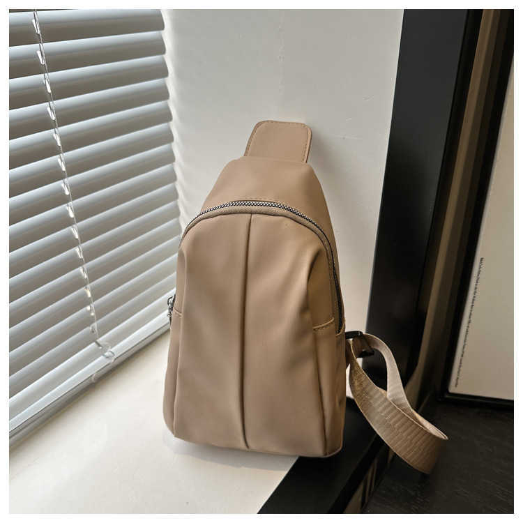 Winter Fashion 2024 New Trendy Design Stylish and Large Capacity Western Style Single Shoulder Cross Chest Bag 241231