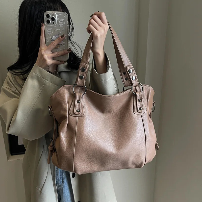 Korean Version Large Capacity Fashionable Tote Bag Soft Leather PU Retro Womens Handbag Shoulder Crossbody Wallet Women Bag 241231