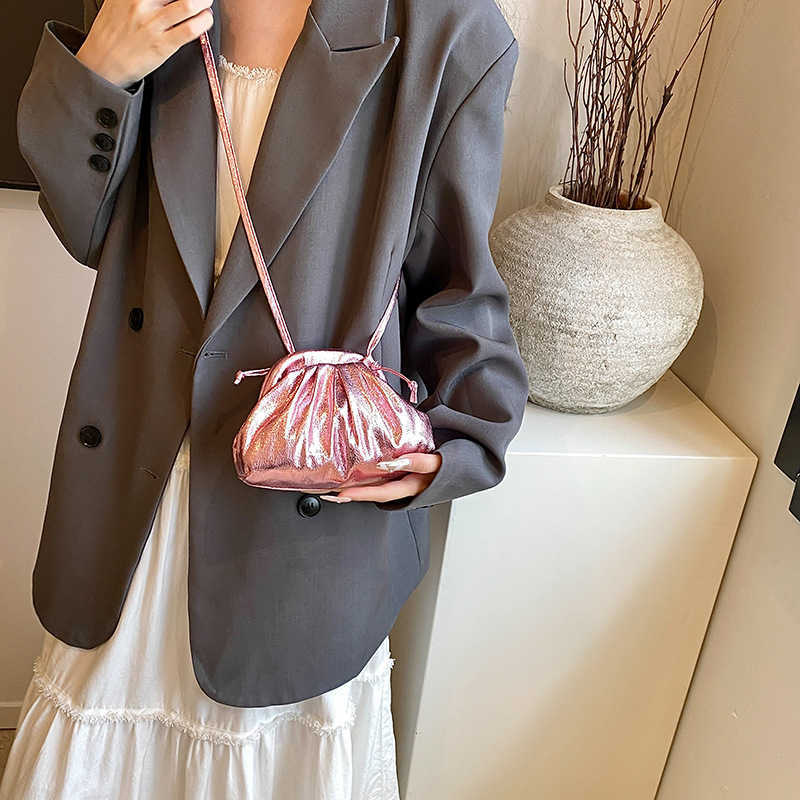 Wrinkled and stylish candy colored drawstring 2024 summer fashion simple solid color single shoulder crossbody women's bag 241231