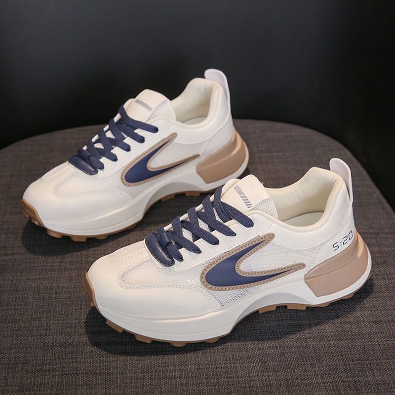Leisure network red breathable sports shoes female 2025 spring and autumn fashion explosive new network surface daddy shoes outdoor soft sole running 
