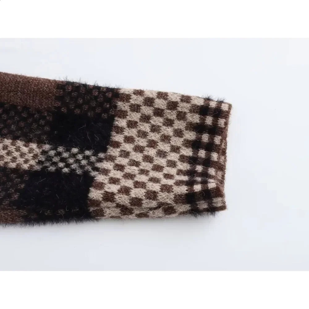 2024 Spring and Autumn Womens Temperament Fashion Casual Versatile Zipper Pocket Lapel Plaid Printed Jacket Blouse 241230