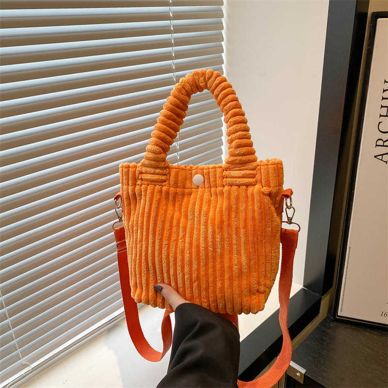 2024 contrasting new corduroy style, simple and large capacity casual single shoulder crossbody handbag, water bucket bag for women 241231