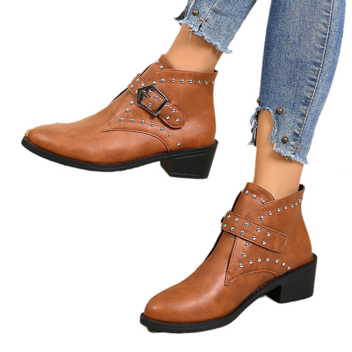 Cross border plus size Chelsea boots for women, 2024 autumn and winter popular rivet buckle casual short boots Martin boots for women batch