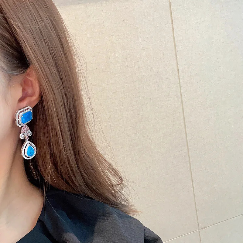 Bilincolor Exquisite Cubic Zircon Earrings for Women 241230