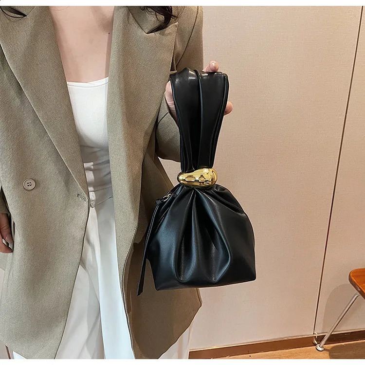 Mini PU Leahter Underarm Pleated cloud bag for Women Fashion Female Retro Shoulder Bag Handbags and Purses 241231