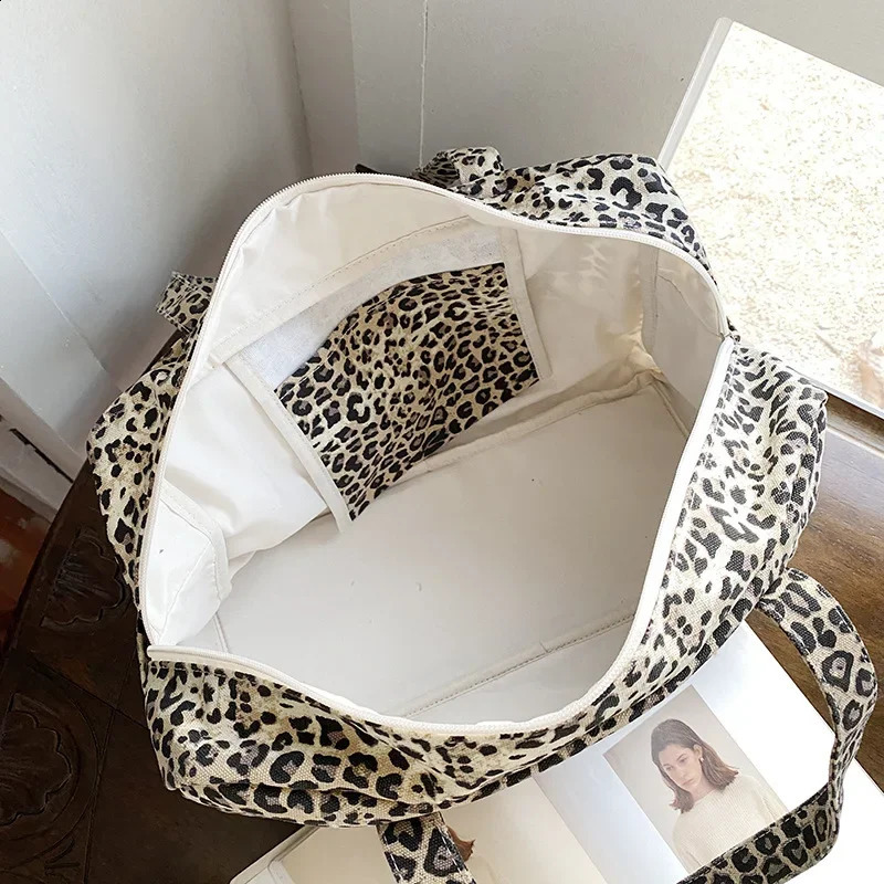 Leopard Print Canvas Tote Bag Womens Fashion Shoulder Handbag Large Capacity Travel Tote Bag Big Bags for Women 241231