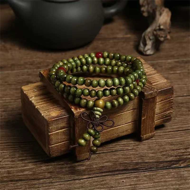 108 bead 8mm natural sandalwood Buddhist bracelet prayer wooden bead bracelet multi-layer wrist chain womens bracelet W241231