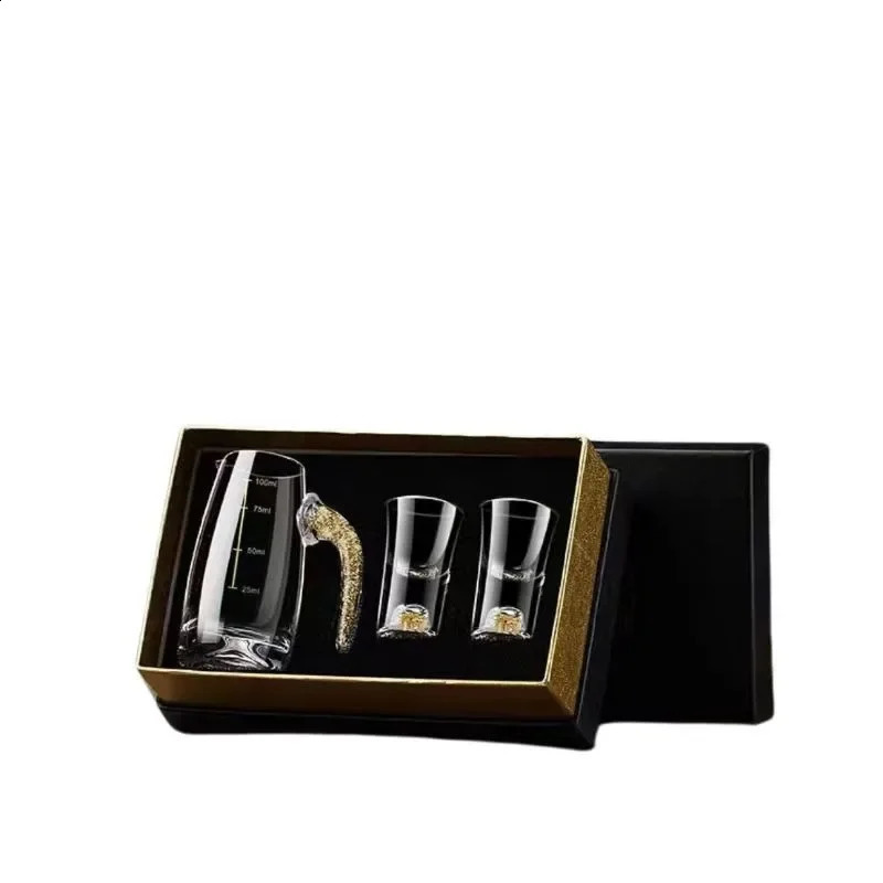 7pcs Gold foil small wine cup Baijiu dispenser small household wine cup glass crystal wine set spirits cup 241231