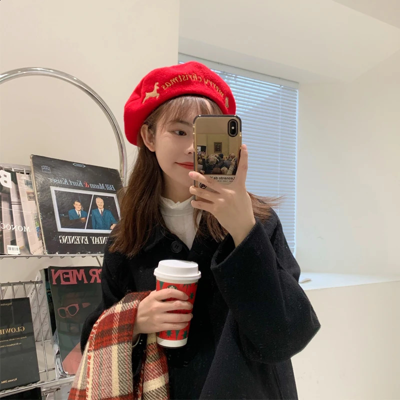 Autumn Winter Hat Christmas Limited Wool Berets French Artist Beret Women Painter hat Vintage Girls Berets Female Warm Cap 241226