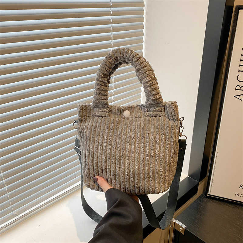 2024 contrasting new corduroy style, simple and large capacity casual single shoulder crossbody handbag, water bucket bag for women 241231