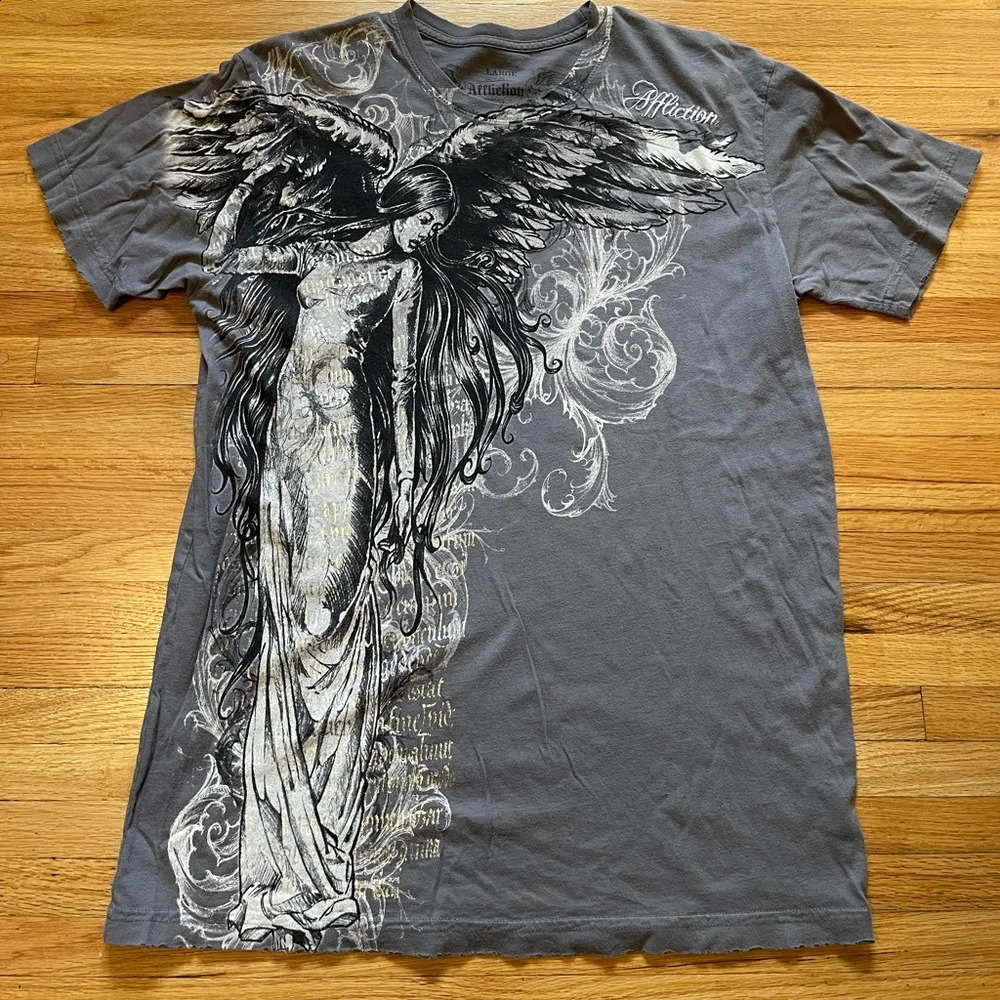 1990s Old Angel Tshirt Retro Punk Hip Hop Graphic Printing Oversized T shirt Mens Round Neck Cotton Short Sleeve Shirt 241231