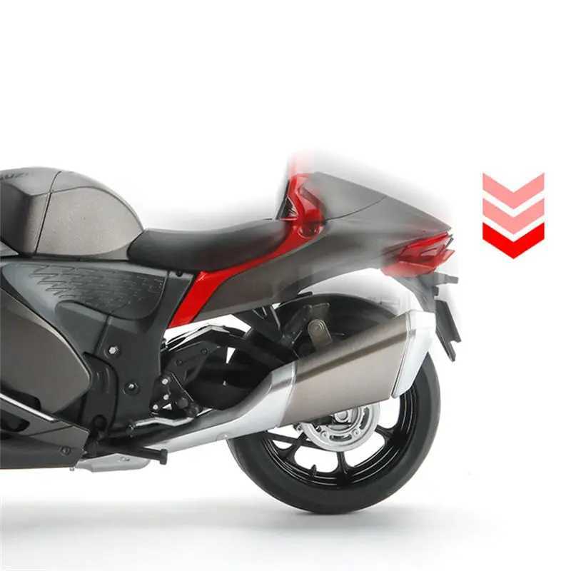 1 9 Suzuki Haya GSX-1300R alloy racing Diecasts metal street sports motorcycle model with lights childrens toy gift Free shipping